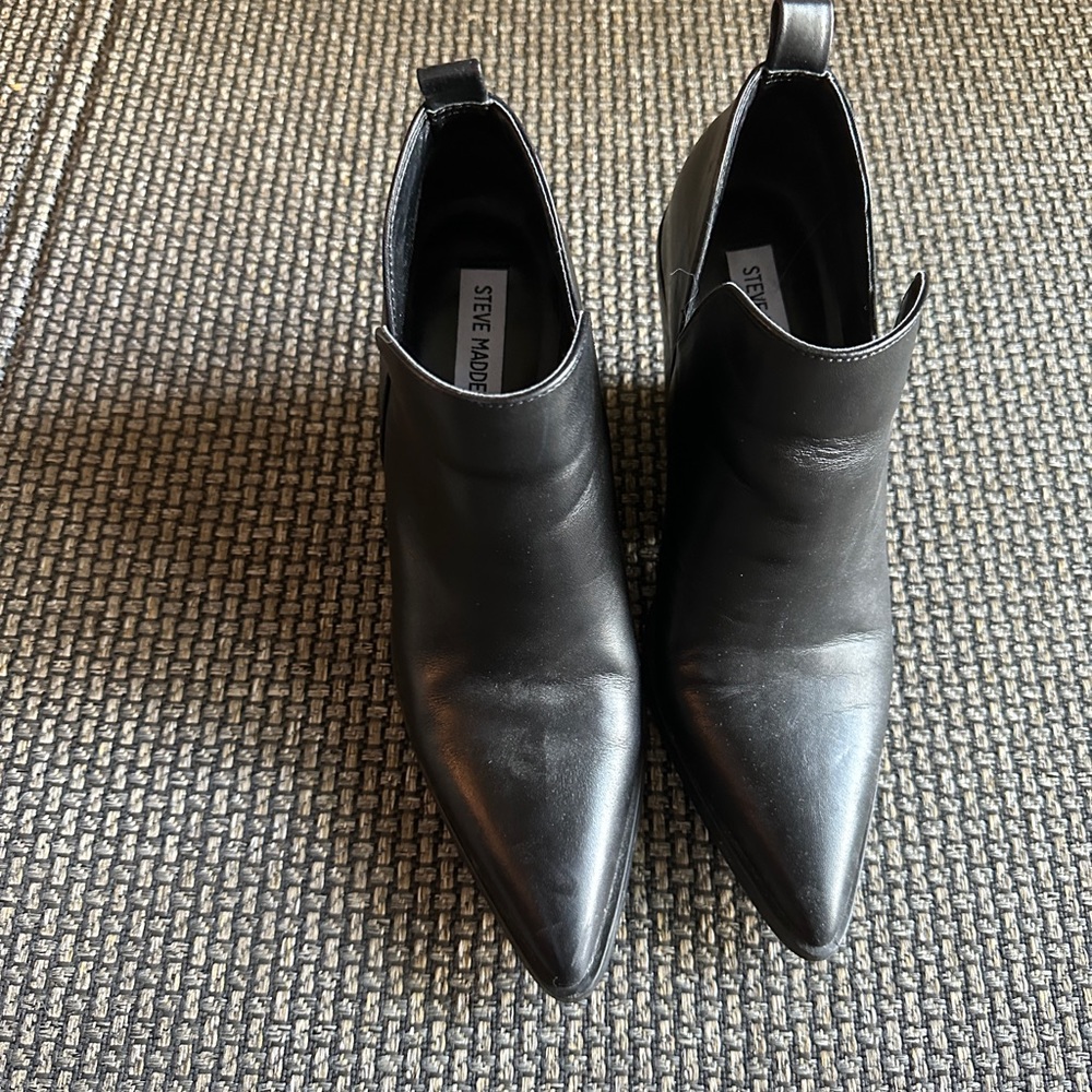 Steve Madden booties